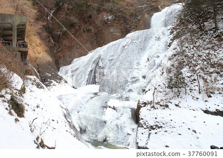 Iceberg and ice climber in Fukuda Iceberg and ice climber in Fukuda 37760091