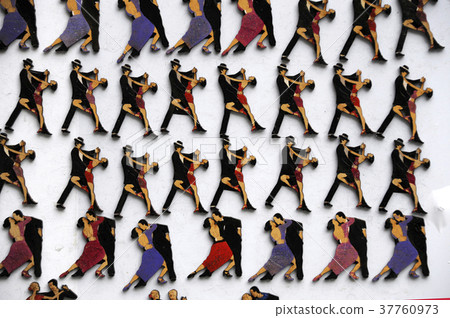 Refrigerator magnets tango dancers Refrigerator magnets tango dancers 37760973