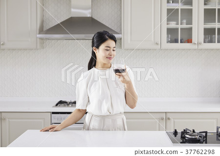 Housing, living, housewife, Korean Housing, living, housewife, Korean 37762298