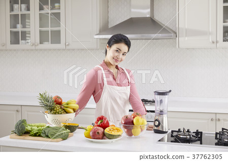 Housing, living, housewife, Korean Housing, living, housewife, Korean 37762305