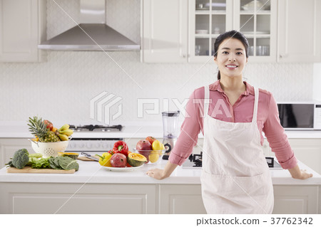 Housing, living, housewife, Korean Housing, living, housewife, Korean 37762342