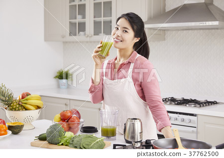 Housing, living, housewife, Korean Housing, living, housewife, Korean 37762500