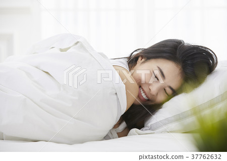 房子,臥室,生活,婦女,韓國人 房子,臥室,生活,婦女,韓國人 37762632