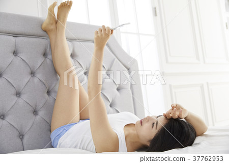 House, Living, Bedroom, Bed, Woman, Korean 37762953