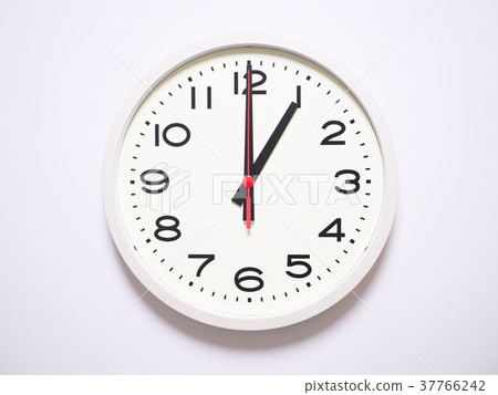 1 o'clock 1 o'clock 37766242