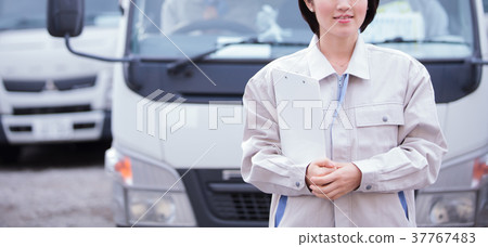 物流卡車女人 物流卡車女人 37767483