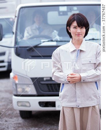 Logistics truck woman Logistics truck woman 37767487