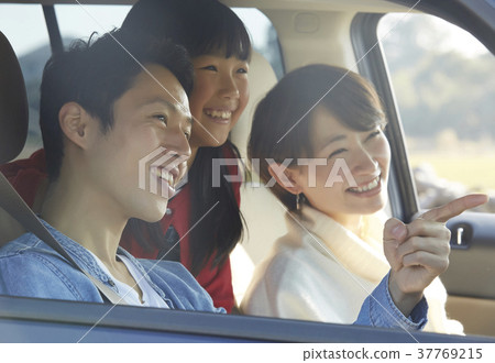 Family to drive 37769215