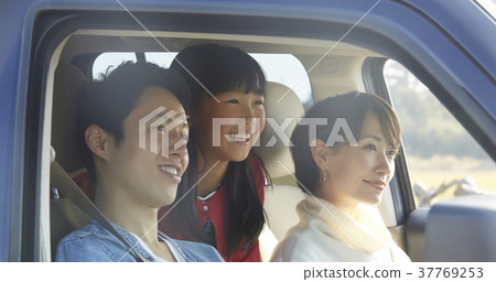 家人開車 37769253
