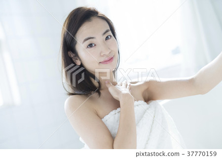 女性美容身體護理 37770159