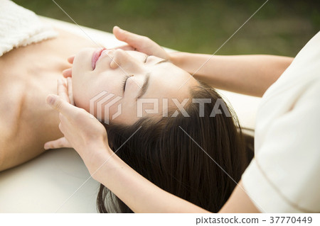 女人度假村埃斯特 女人度假村埃斯特 37770449