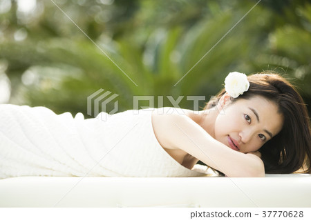 女人度假村埃斯特 女人度假村埃斯特 37770628