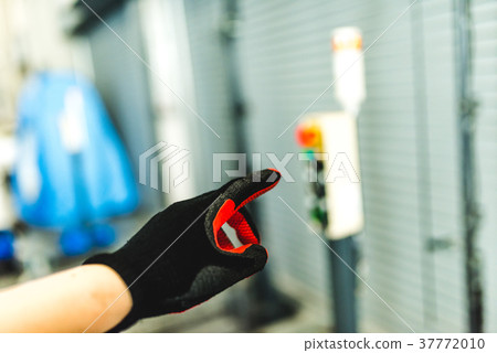 Warehouse job 37772010