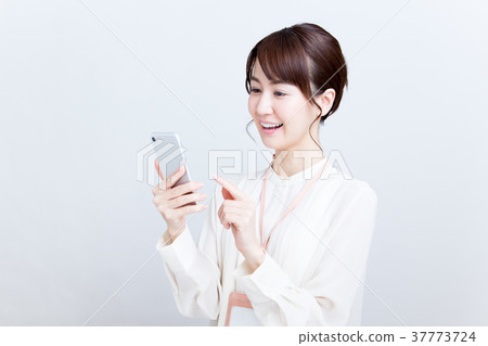 Business Woman (smartphone) 37773724