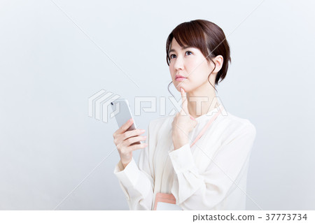 Business Woman (smartphone) 37773734