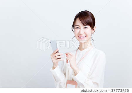 Business Woman (smartphone) 37773736