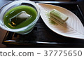 Japanese confectionery and green tea 37775650