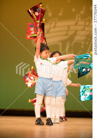 Presentation of a nursery school 37776044