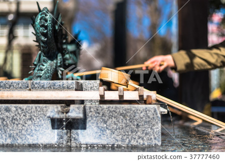 神社的形象 37777460