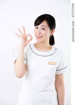 Aestheticians 37777549