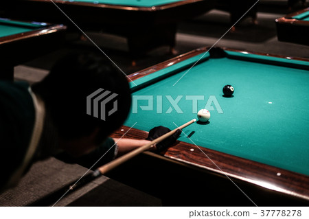 Billiard image 37778278