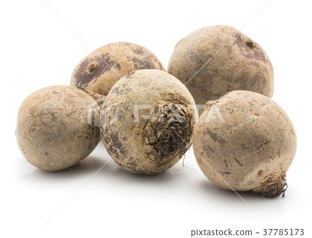 Raw beetroot isolated on white Raw beetroot isolated on white 37785173