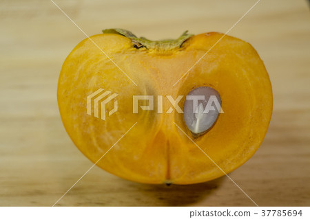 Oysters Oysters 37785694