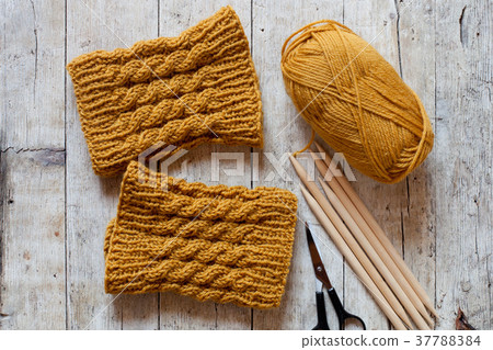 wool yellow legwarmers 37788384
