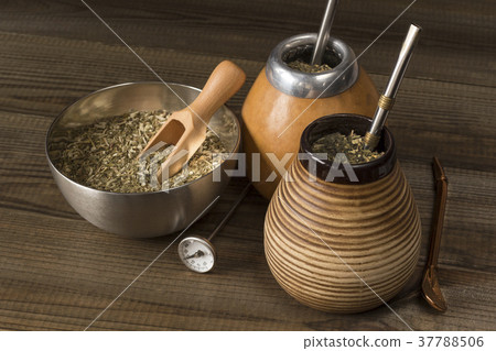 traditional yerba mate drink 37788506