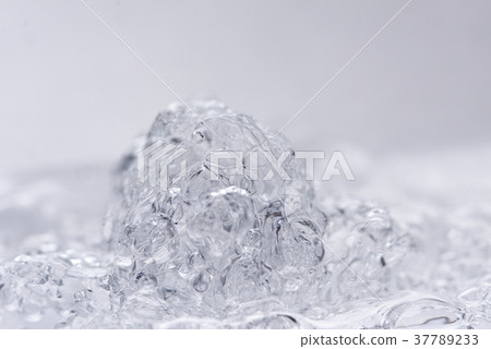 Spring water 37789233