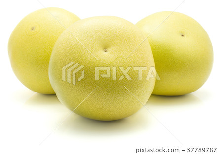 Fresh raw pamelo isolated on white Fresh raw pamelo isolated on white 37789787