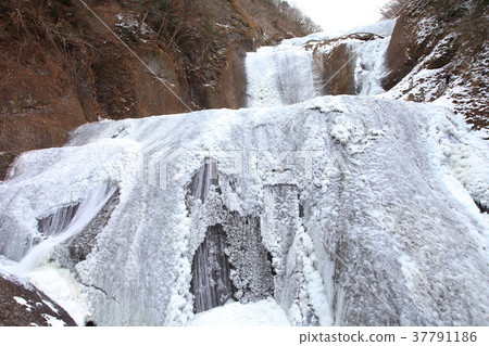 Fukuroda的冰山 37791186