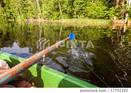 oar paddle from row boat 37791393