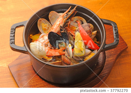 Seafood pot bouillabaisse 37792270