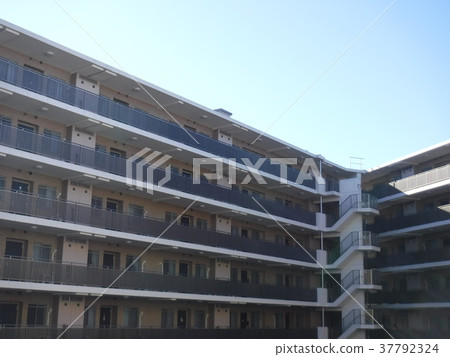 The · standard exterior appearance The · standard exterior appearance 37792324