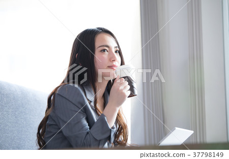 事業女性 商務女性 商界女性 37798149
