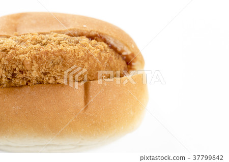炸丸子麵包簡單的白色背景照片 37799842