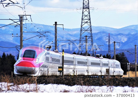 Akita Shinkansen Komachi E6 series low angle Akita Shinkansen Komachi E6 series low angle 37800413