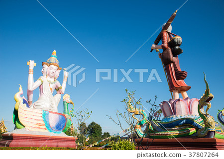 TEMPLE IN chaingrai thailand 37807264