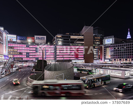 Shinjuku Station West Exit 37807689