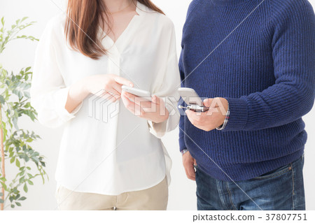 父母和孩子的父親和女兒 父母和孩子的父親和女兒 37807751