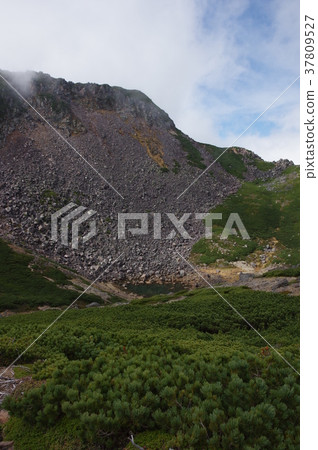 Norikura skyline early autumn 37809527