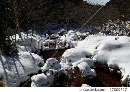 Road to Akadake Mine 37809737