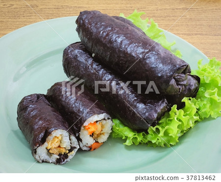Japanese Rice Maki Sushi Roll with Tofu and Carrot 37813462
