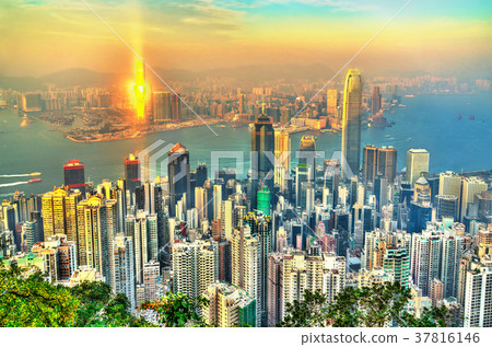 Skyline of Hong Kong from Victoria Peak 37816146