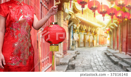 Chinese old town in morning , Lijiang Yunnan China Chinese old town in morning , Lijiang Yunnan China 37816148
