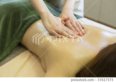 oil massage oil massage 37817373