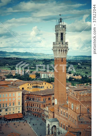 Siena bell tower 37822044