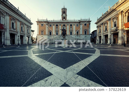 Piazza del Campidoglio Piazza del Campidoglio 37822619