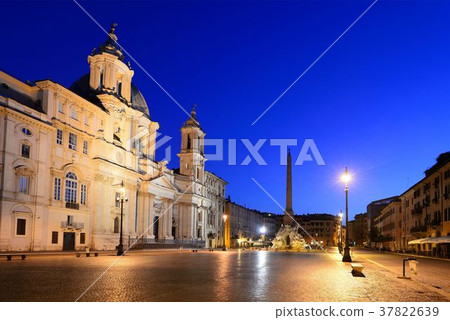 Piazza Navona 37822639